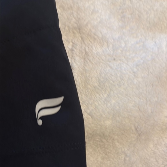 Fabletics Shorts Medium - Picture 2 of 6